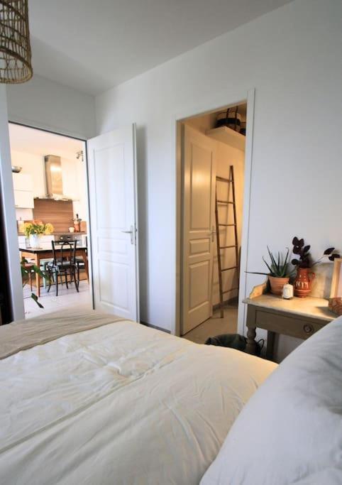 Cosy Appartement Entre Vignes Et Garrigue Avec Piscine Péret Extérieur photo