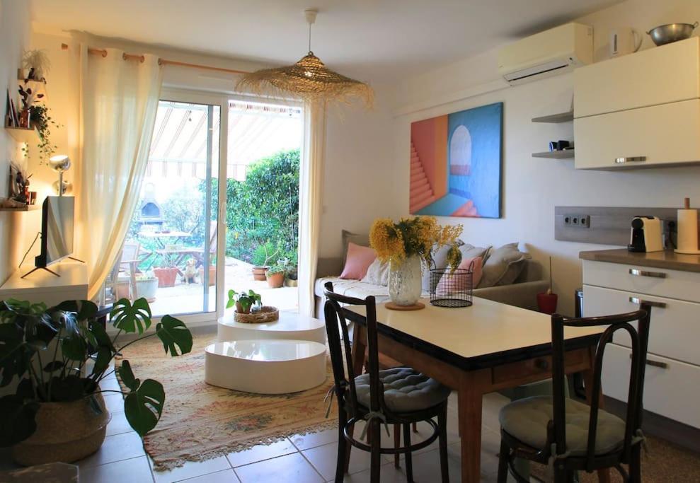 Cosy Appartement Entre Vignes Et Garrigue Avec Piscine Péret Extérieur photo