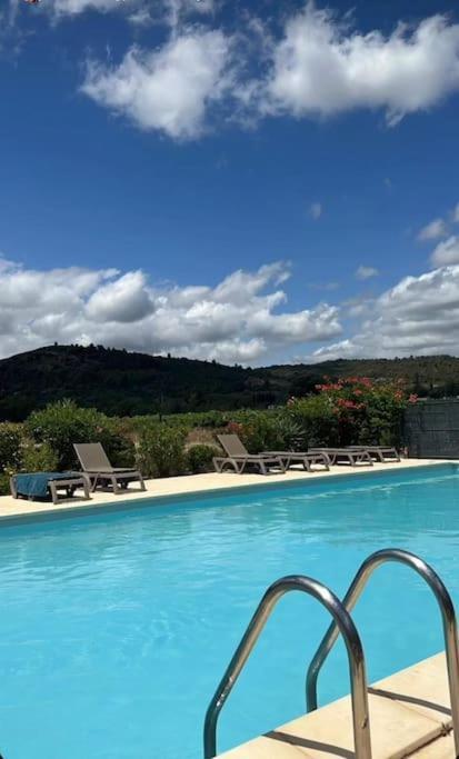 Cosy Appartement Entre Vignes Et Garrigue Avec Piscine Péret Extérieur photo